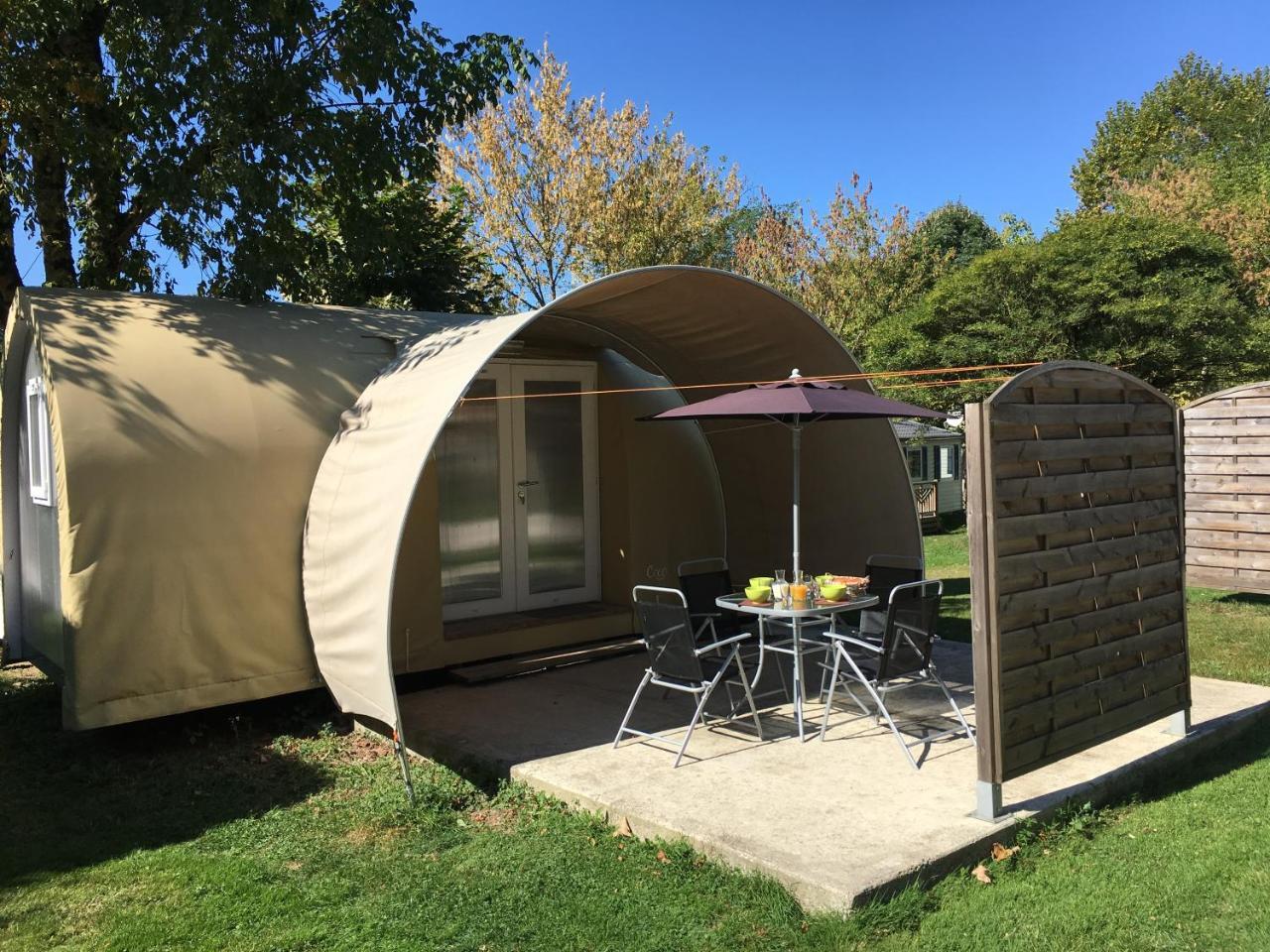 Camping 3 Etoiles - Piscine Chauffee - Vue Montagne Saint-Girons  Eksteriør bilde