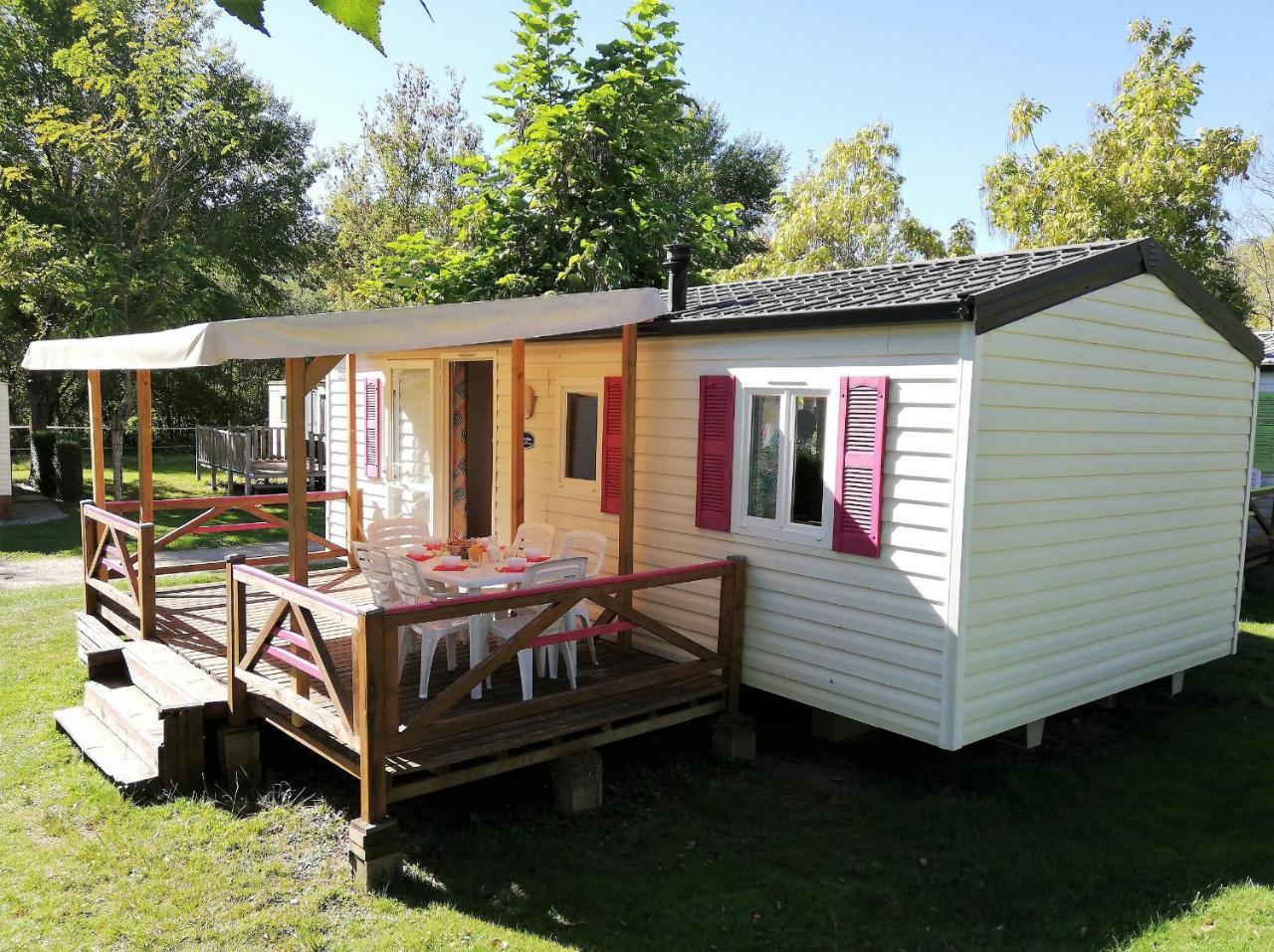 Camping 3 Etoiles - Piscine Chauffee - Vue Montagne Saint-Girons  Eksteriør bilde