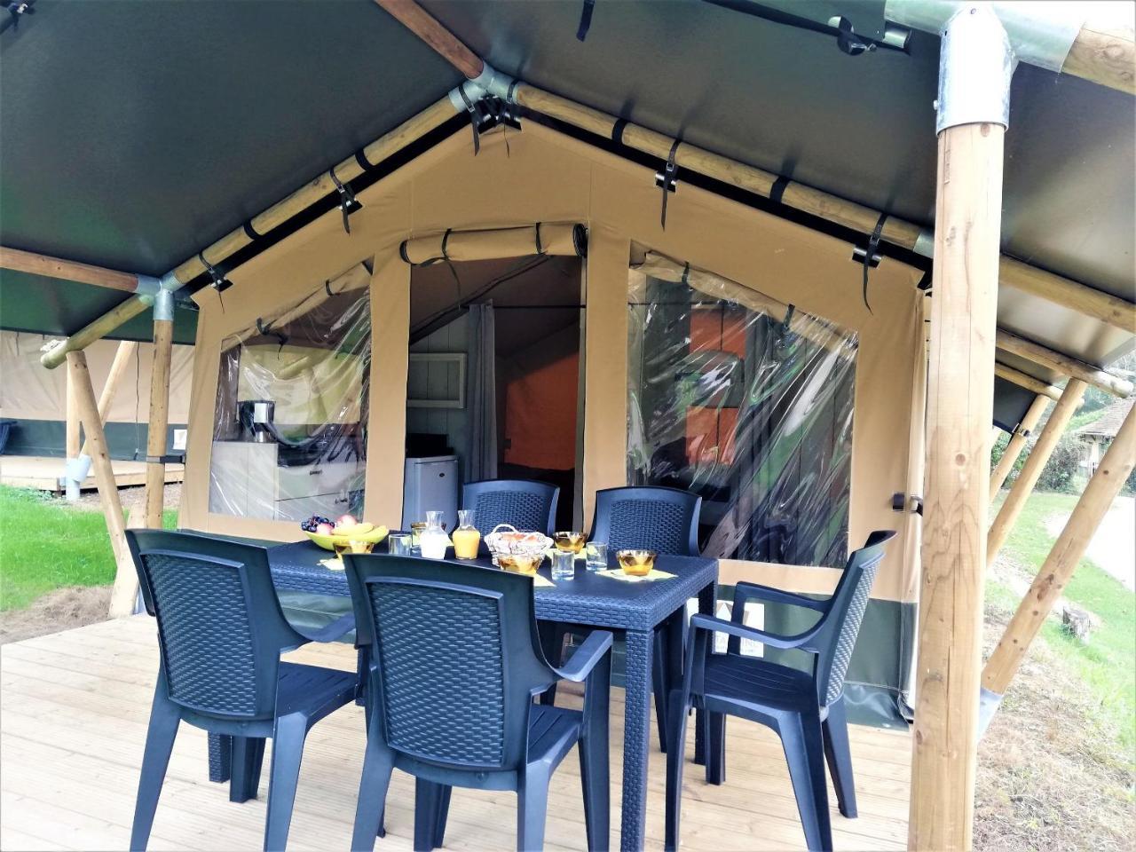 Camping 3 Etoiles - Piscine Chauffee - Vue Montagne Saint-Girons  Eksteriør bilde